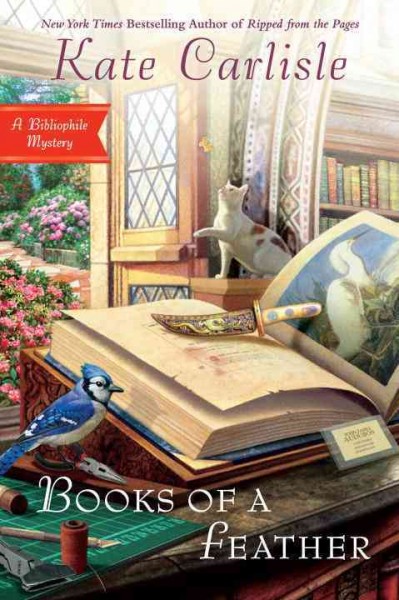 Books of a feather : a bibliophile mystery / Kate Carlisle.
